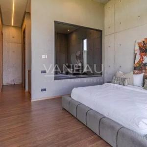 Villa d'architecte en 1ère ligne de golf