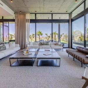 Villa d'architecte en 1ère ligne de golf