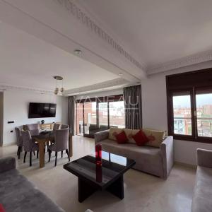 Appartement dernier étage 3 chambres Hivernage