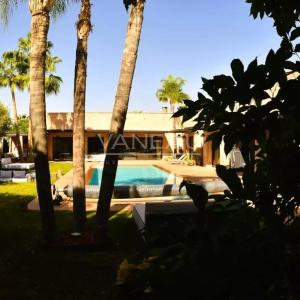 superbe villa contemporaine sur 2000m² carré de terrain