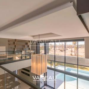 Villa neuve contemporaine a proximité de golfs prestigieux