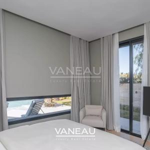 Villa neuve contemporaine a proximité de golfs prestigieux