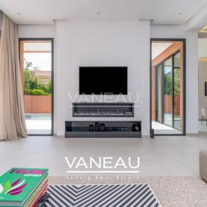 ***Luxueuse villa sur domaine golfique***