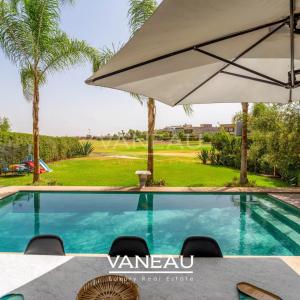 Villa luxueuse en première ligne de golf