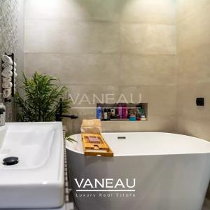 Villa luxueuse en première ligne de golf