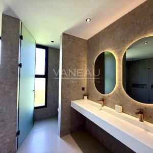 VILLA PLAIN-PIED 4 SUITES