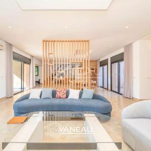 Villa Contemporaine à Vendre amelkis 1