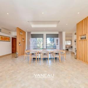 Villa Contemporaine à Vendre amelkis 1