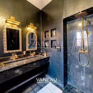 Riad d'exception  5 chambres  à Laksour