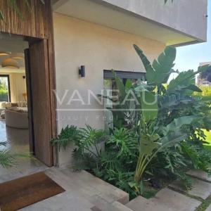 Villa contemporaine à vendre sur Golf