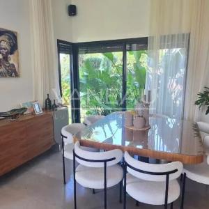 Villa contemporaine à vendre sur Golf
