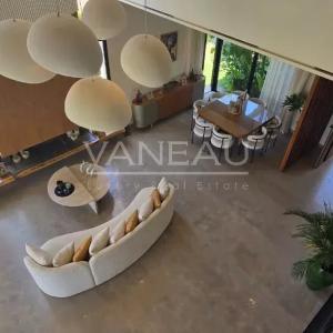 Villa contemporaine à vendre sur Golf