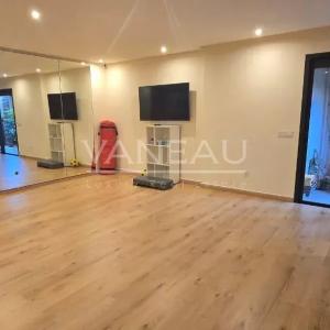 Villa contemporaine à vendre sur Golf