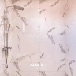 **À Vendre : Villa Spacieuse avec 5 Chambres à Marrakech**