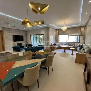 Jolie villa contemporaine à Agdal 5 chambres