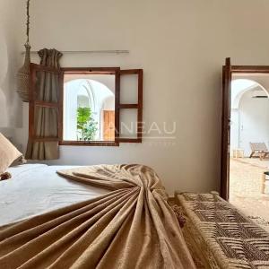 Riad 5 chambres avec basin à la Kasbah vue l' Atlas