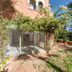 Grand appartement en duplex de trois chambres à la Palmeraie