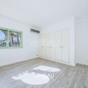 Grand appartement en duplex de trois chambres à la Palmeraie