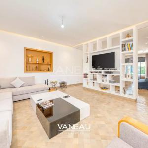 Villa Contemporaine à Vendre amelkis 1