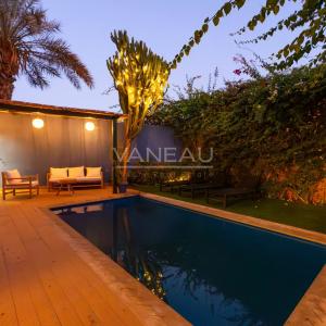 **À Vendre : Maison de ville de 400 m² à Marrakech**