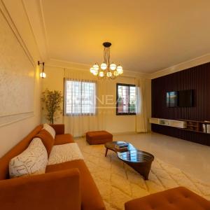 **À Vendre : Maison de ville de 400 m² à Marrakech**