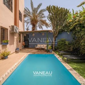 **À Vendre : Maison de ville de 400 m² à Marrakech**