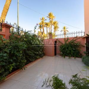 **À Vendre : Maison de ville de 400 m² à Marrakech**