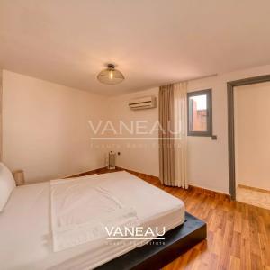 **À Vendre : Maison de ville de 400 m² à Marrakech**