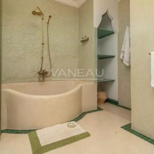 Un havre de paix au pied de l'Atlas sur 2 hectare avec VNA