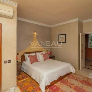 Un havre de paix au pied de l'Atlas sur 2 hectare avec VNA