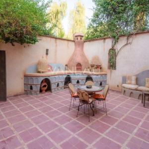 Un havre de paix au pied de l'Atlas sur 2 hectare avec VNA