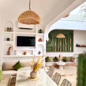 Riad 5 chambres avec basin à la Kasbah vue l' Atlas