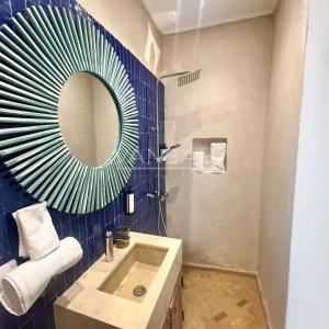 Riad 5 chambres avec basin à la Kasbah vue l' Atlas