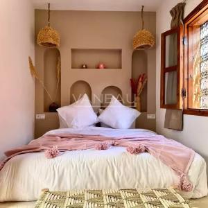 Riad 5 chambres avec basin à la Kasbah vue l' Atlas