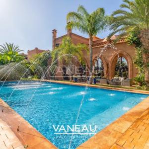 Villa 6 suites à vendre au coeur d'un des plus prestigieux Golf 