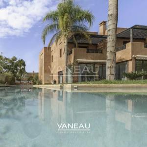 Villa front de front de golf  vue sur Atlas.