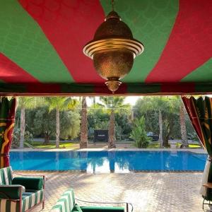 Un havre de paix au pied de l'Atlas sur 1 hectare avec VNA