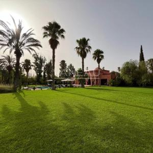 ***Villa au style Baroque vénitien****