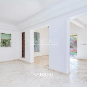 Grand appartement en duplex de trois chambres à la Palmeraie