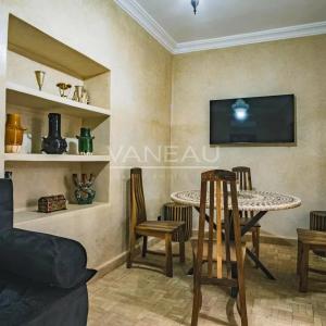 Riad trois chambres avec bassin et vue Koutoubia