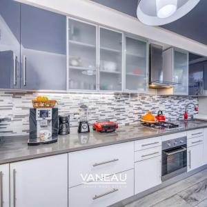 Appartement deux chambres à Agdal avec piscine