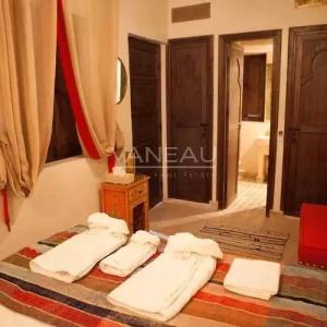 Joli Riad 4 chambres à Bab Doukala