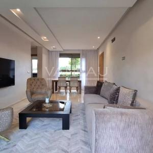 Bel appartment 3 chambres en rez-de-jardin.