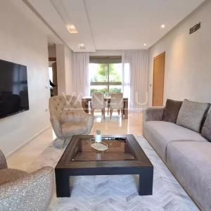 Bel appartment 3 chambres en rez-de-jardin.