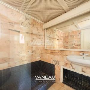 Grand appartement en duplex de trois chambres à la Palmeraie