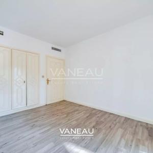 Grand appartement en duplex de trois chambres à la Palmeraie