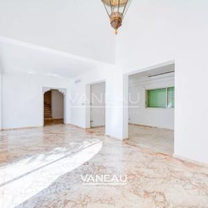 Grand appartement en duplex de trois chambres à la Palmeraie