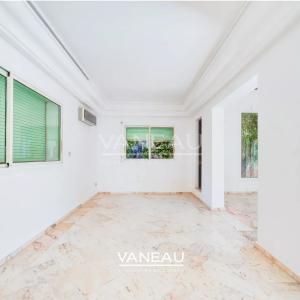 Grand appartement en duplex de trois chambres à la Palmeraie