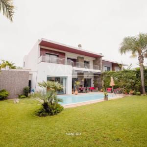 Villa de 650 m² à vendre sur Bouskoura - Maroc