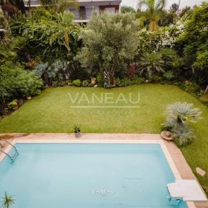 Villa de 650 m² à vendre sur Bouskoura - Maroc